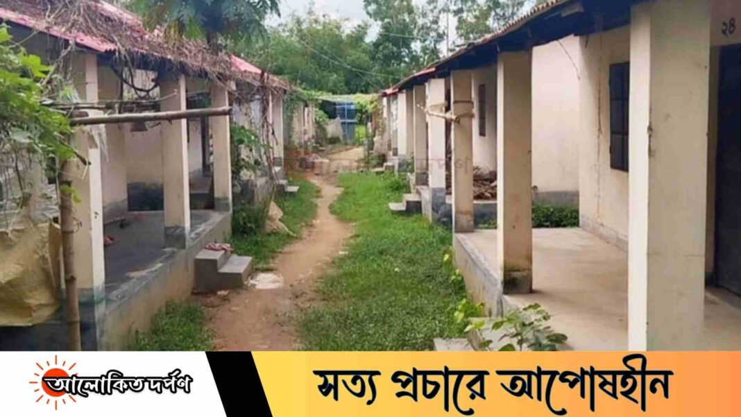 নালিতাবাড়ীর আশ্রয়ণ প্রকল্পে তালাবদ্ধ ঘর, থাকছেন না বরাদ্দপ্রাপ্তরা নালিতাবাড়ীর আশ্রয়ণ প্রকল্পে তালাবদ্ধ ঘর, থাকছেন না বরাদ্দপ্রাপ্তরা