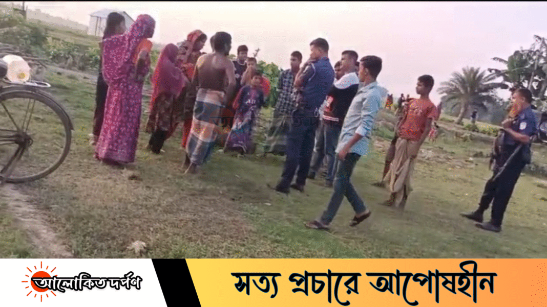 নালিতাবাড়ীতে আইনজীবীর বাড়িতে ভাঙচুর, প্রাণনাশের হুমকি