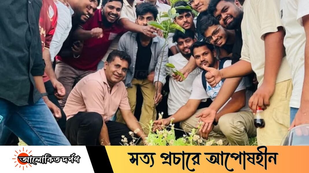পরিবেশবান্ধব ক্যাম্পাস গড়তে জবির দ্বিতীয় ক্যাম্পাসে বৃক্ষরোপণ